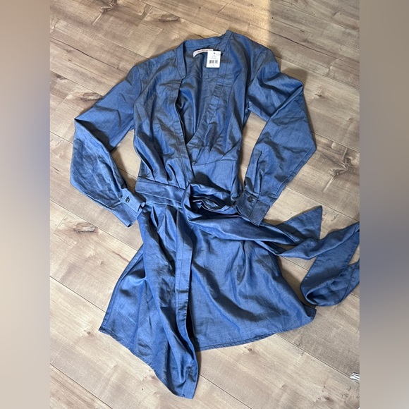 BAILEY 44 JASMINE CHAMBRAY WRAP DRESS NWT $228 SIZE XS - Picture 3 of 4